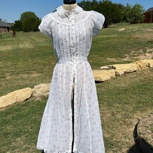 COPY - Gunne Sax